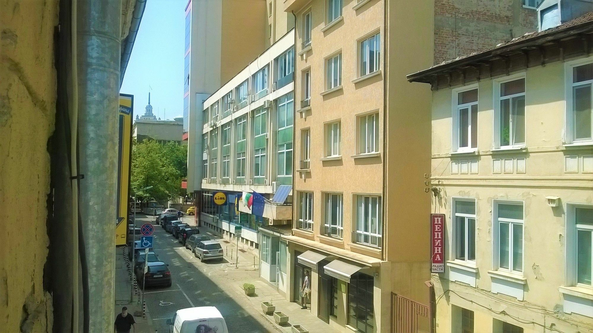 Hostel N1 In Sofia Bagian luar foto